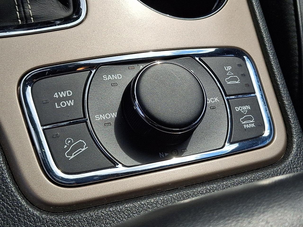 Jeep Grand Cherokee Overland 4WD 2017