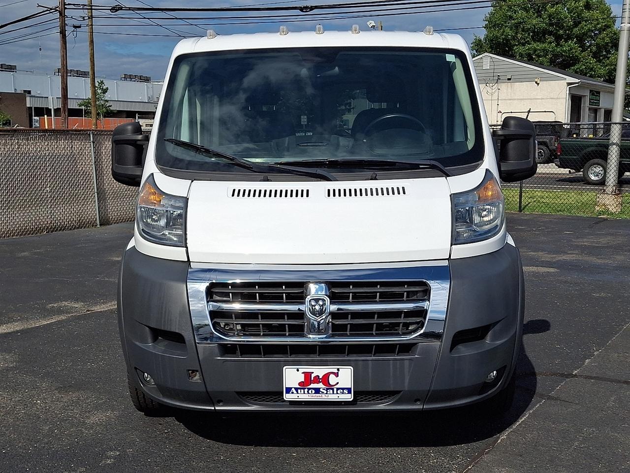 RAM Promaster 1500 Low Roof Tradesman 136-in. WB 2017