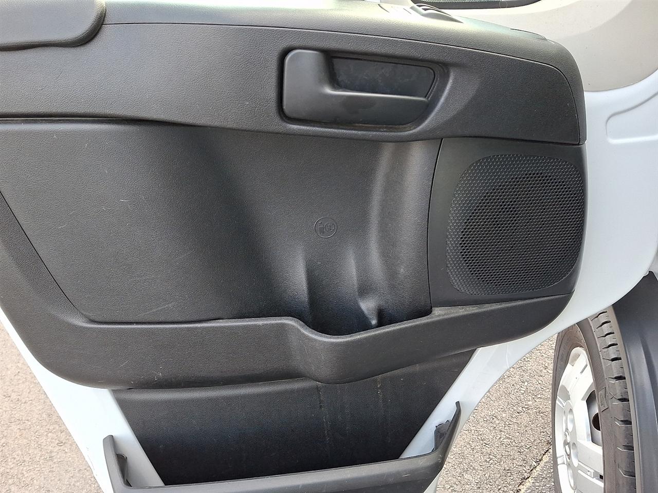RAM Promaster 1500 Low Roof Tradesman 136-in. WB 2017