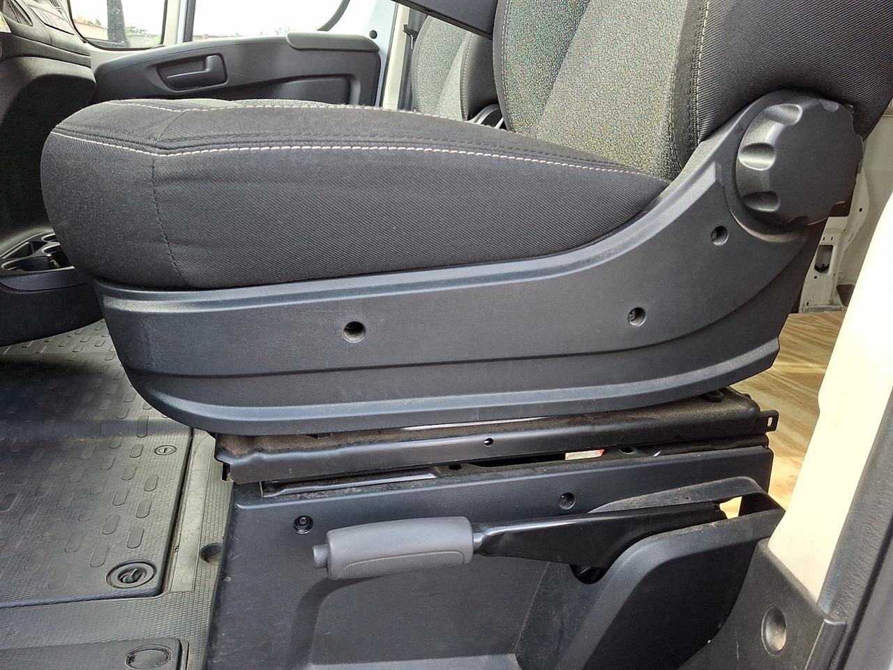 RAM Promaster 1500 Low Roof Tradesman 136-in. WB 2017