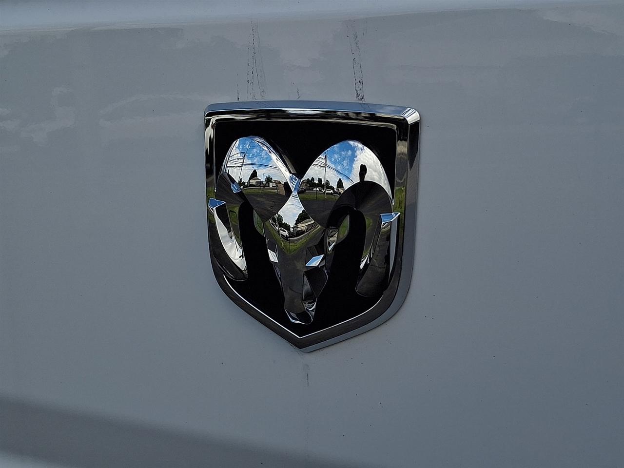RAM Promaster 1500 Low Roof Tradesman 136-in. WB 2017