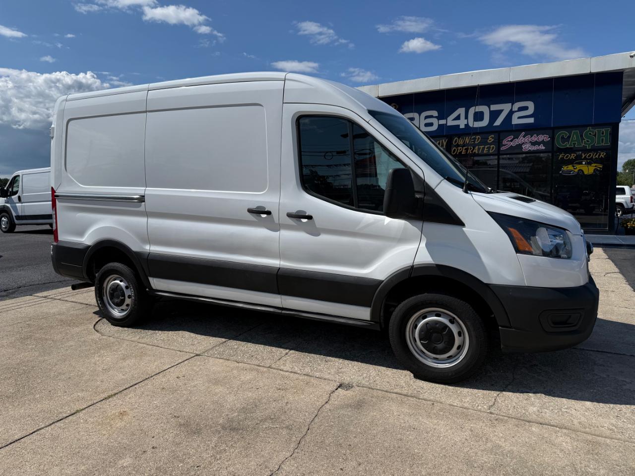 Ford Transit 250 Van Med. Roof w/Sliding Pass. 130-in. WB 2020