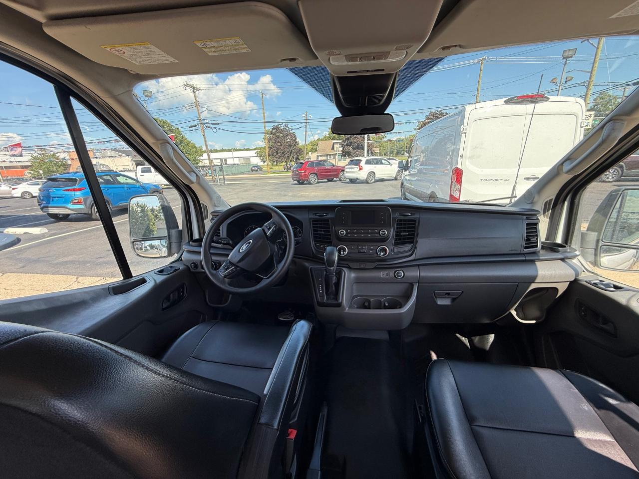 Ford Transit 250 Van Med. Roof w/Sliding Pass. 130-in. WB 2020