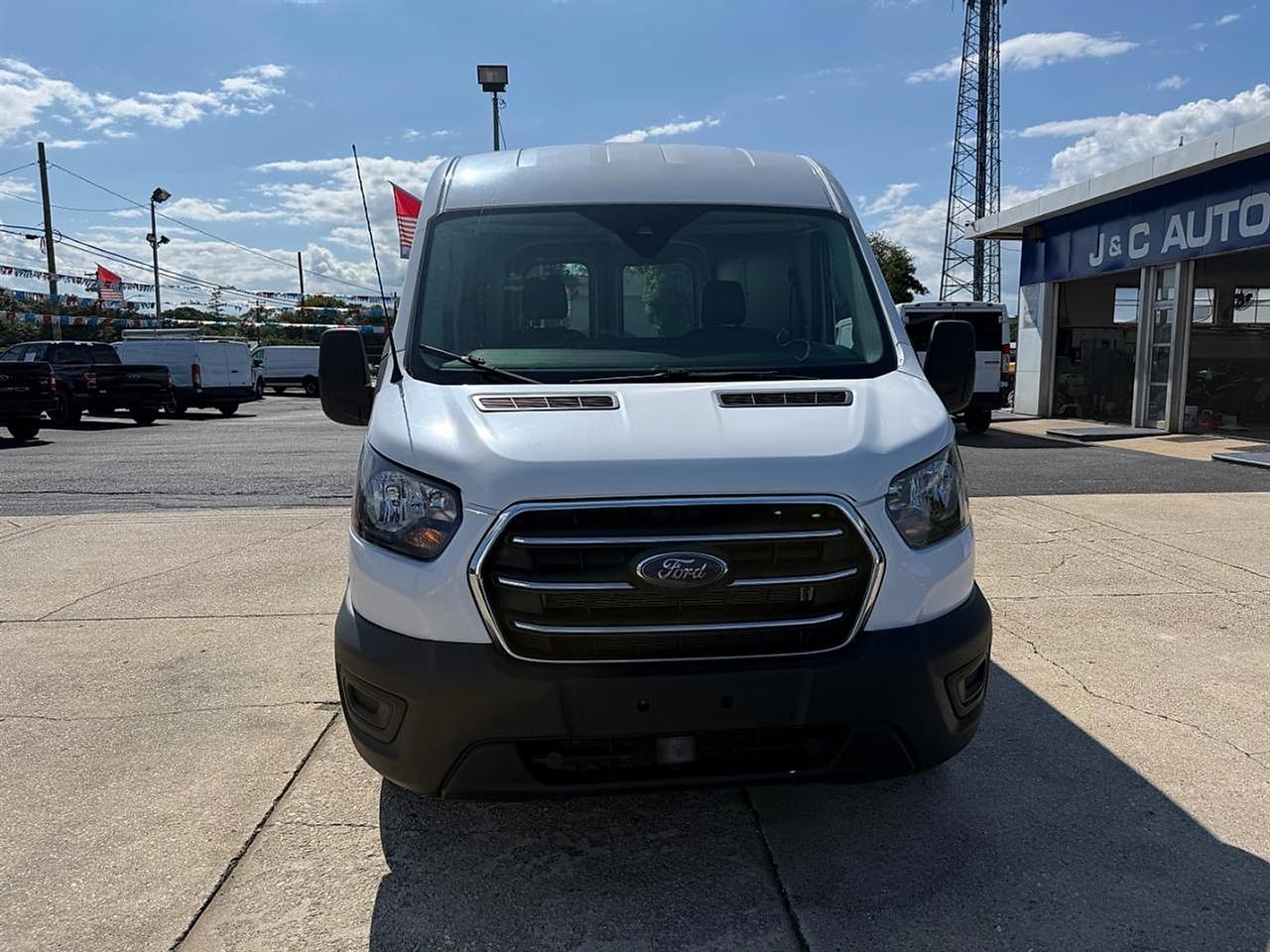 Ford Transit 250 Van Med. Roof w/Sliding Pass. 130-in. WB 2020
