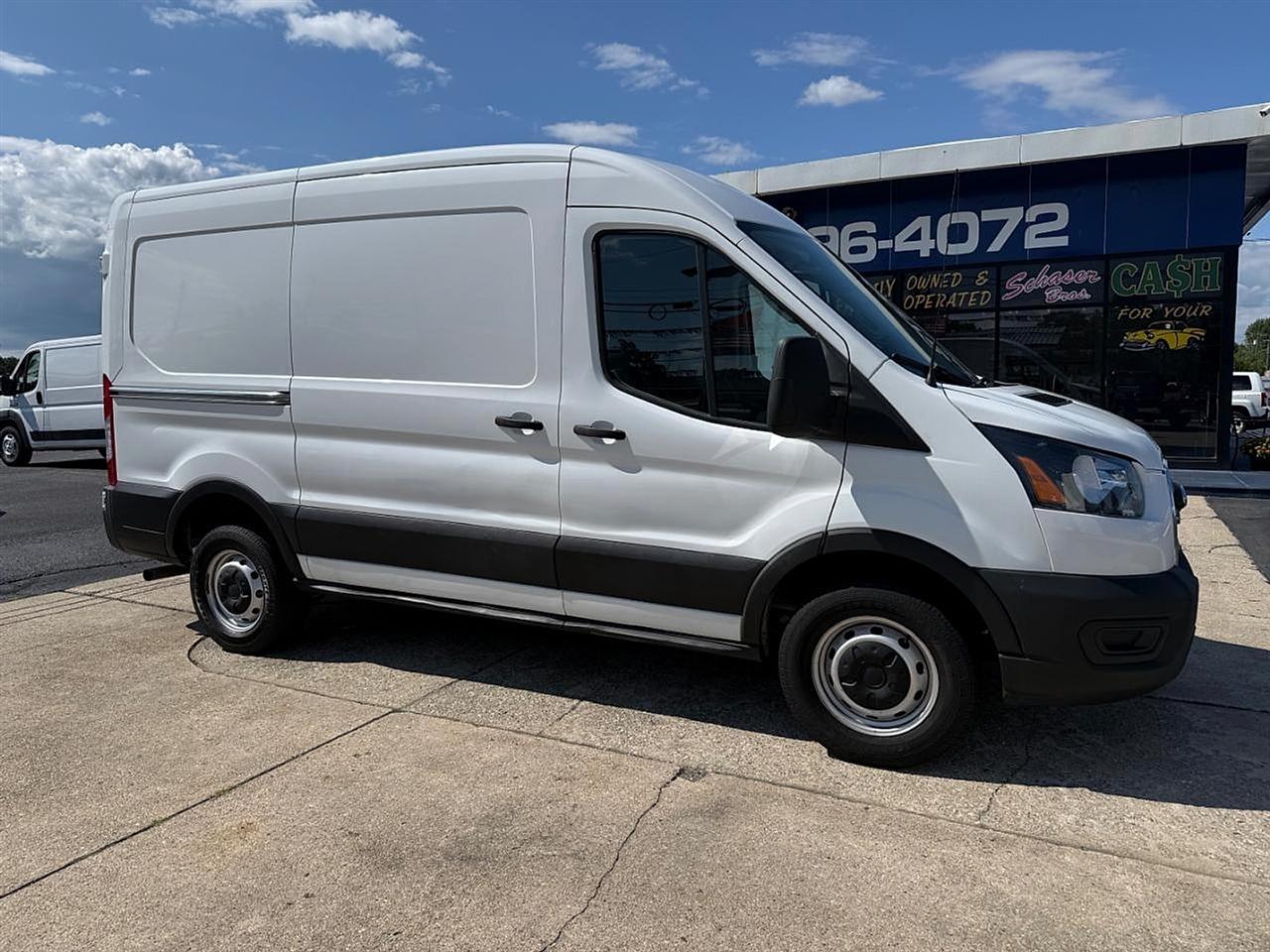 Ford Transit 250 Van Med. Roof w/Sliding Pass. 130-in. WB 2020