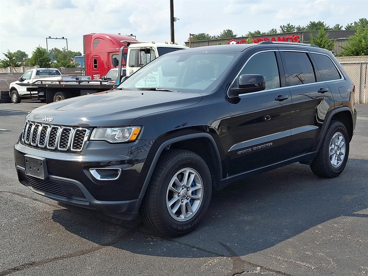 Jeep Grand Cherokee Laredo 4WD 2020