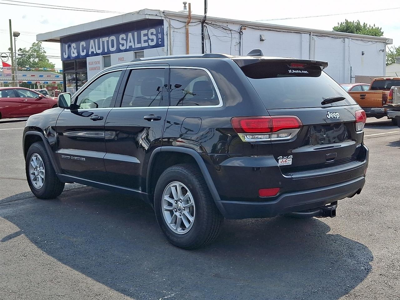 Jeep Grand Cherokee Laredo 4WD 2020