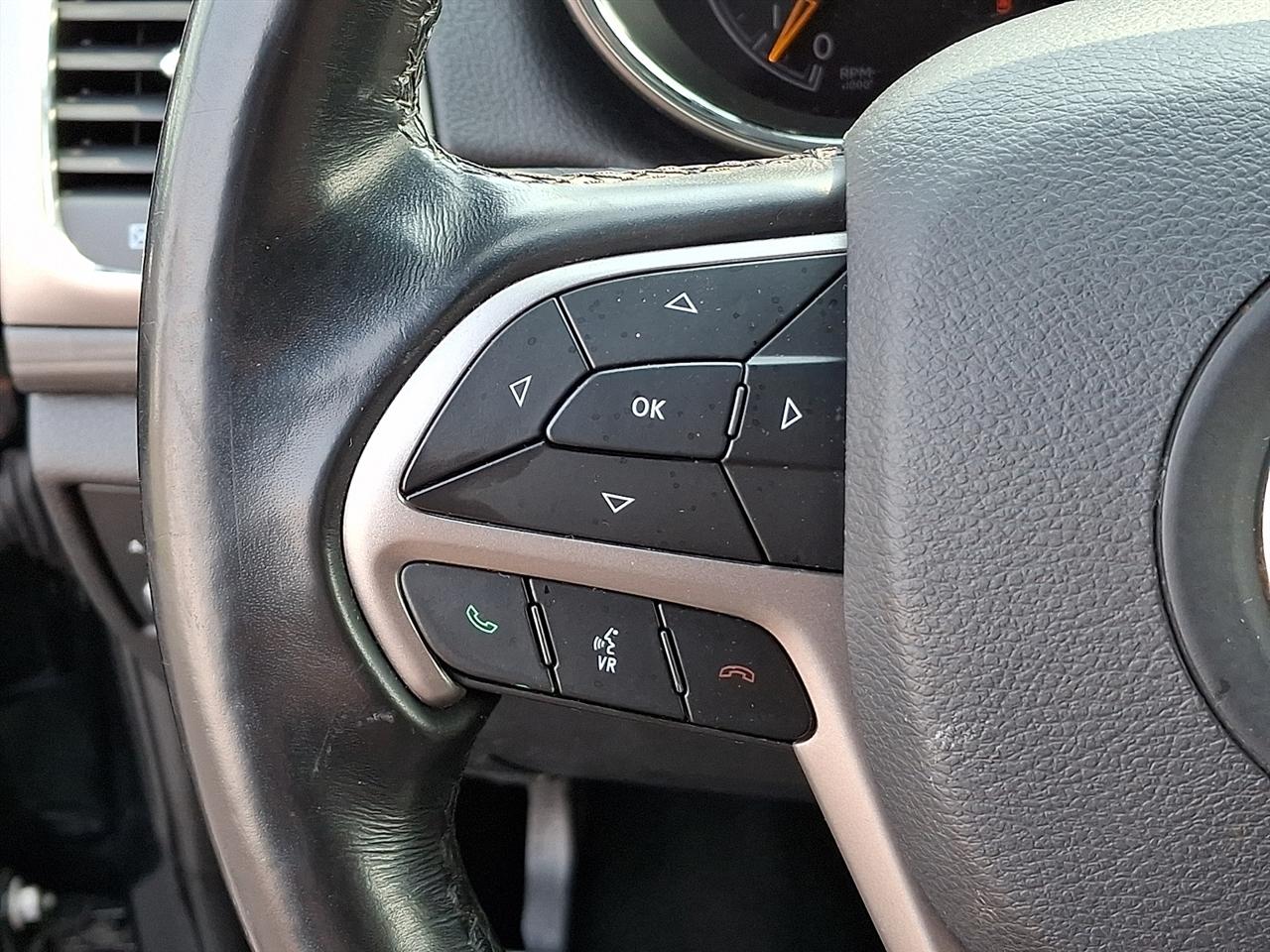 Jeep Grand Cherokee Laredo 4WD 2020