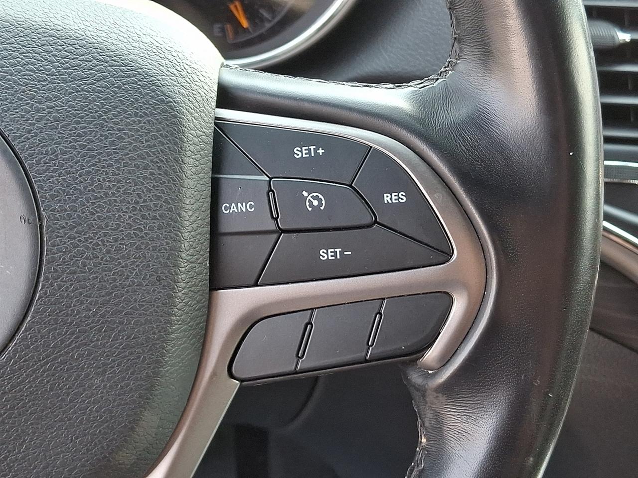 Jeep Grand Cherokee Laredo 4WD 2020