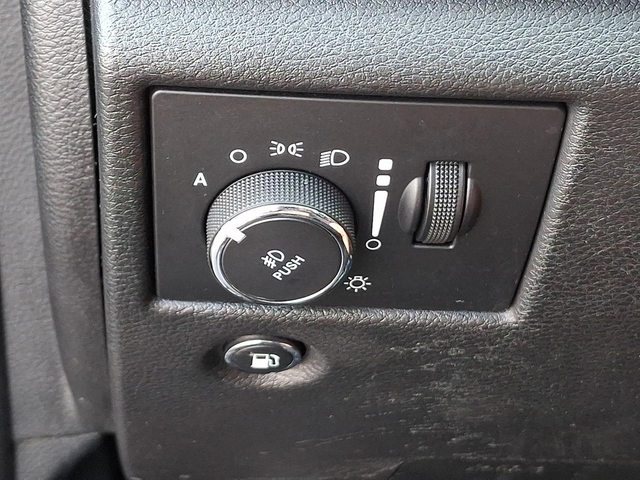 Jeep Grand Cherokee Laredo 4WD 2020