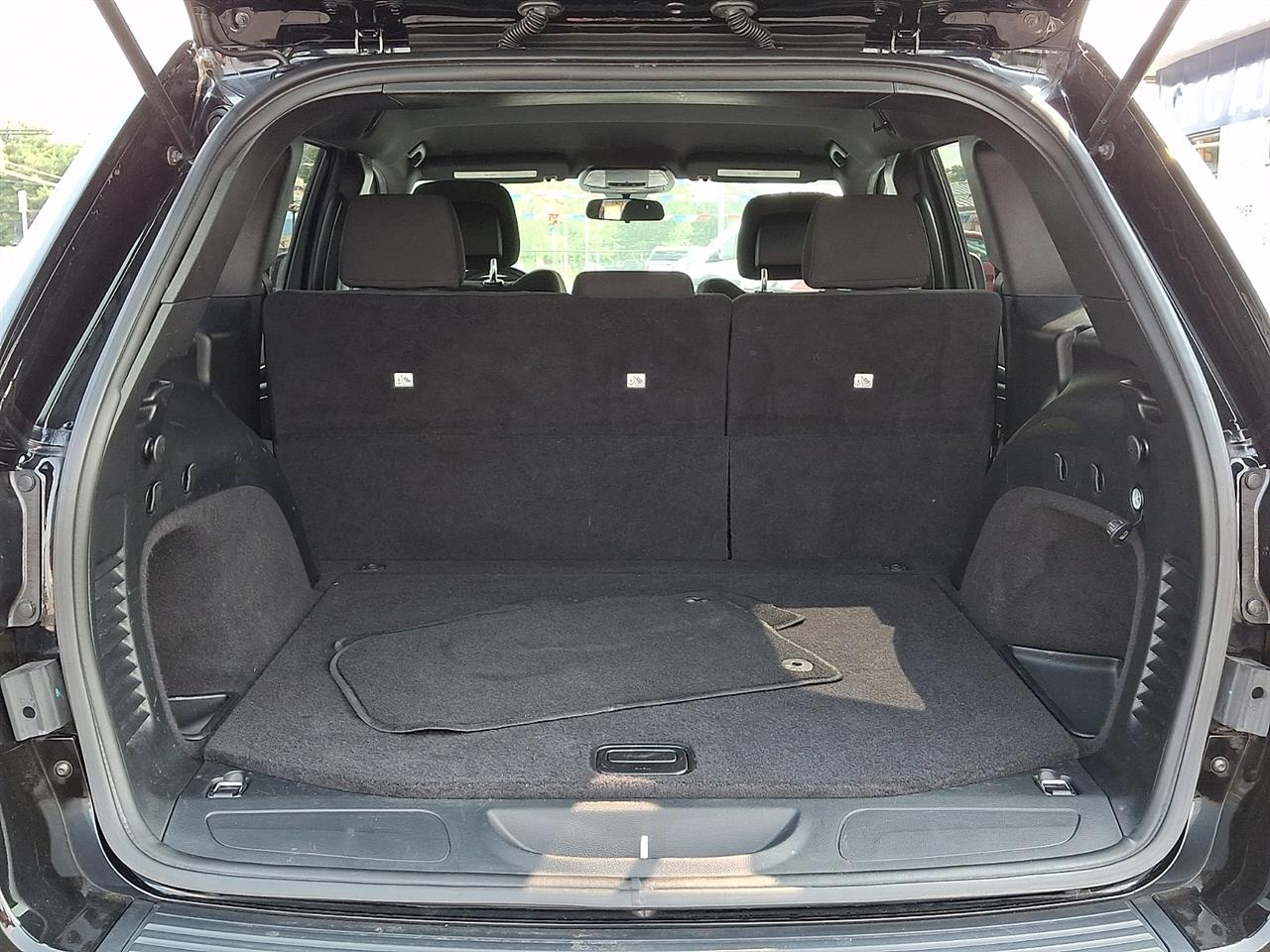 Jeep Grand Cherokee Laredo 4WD 2020
