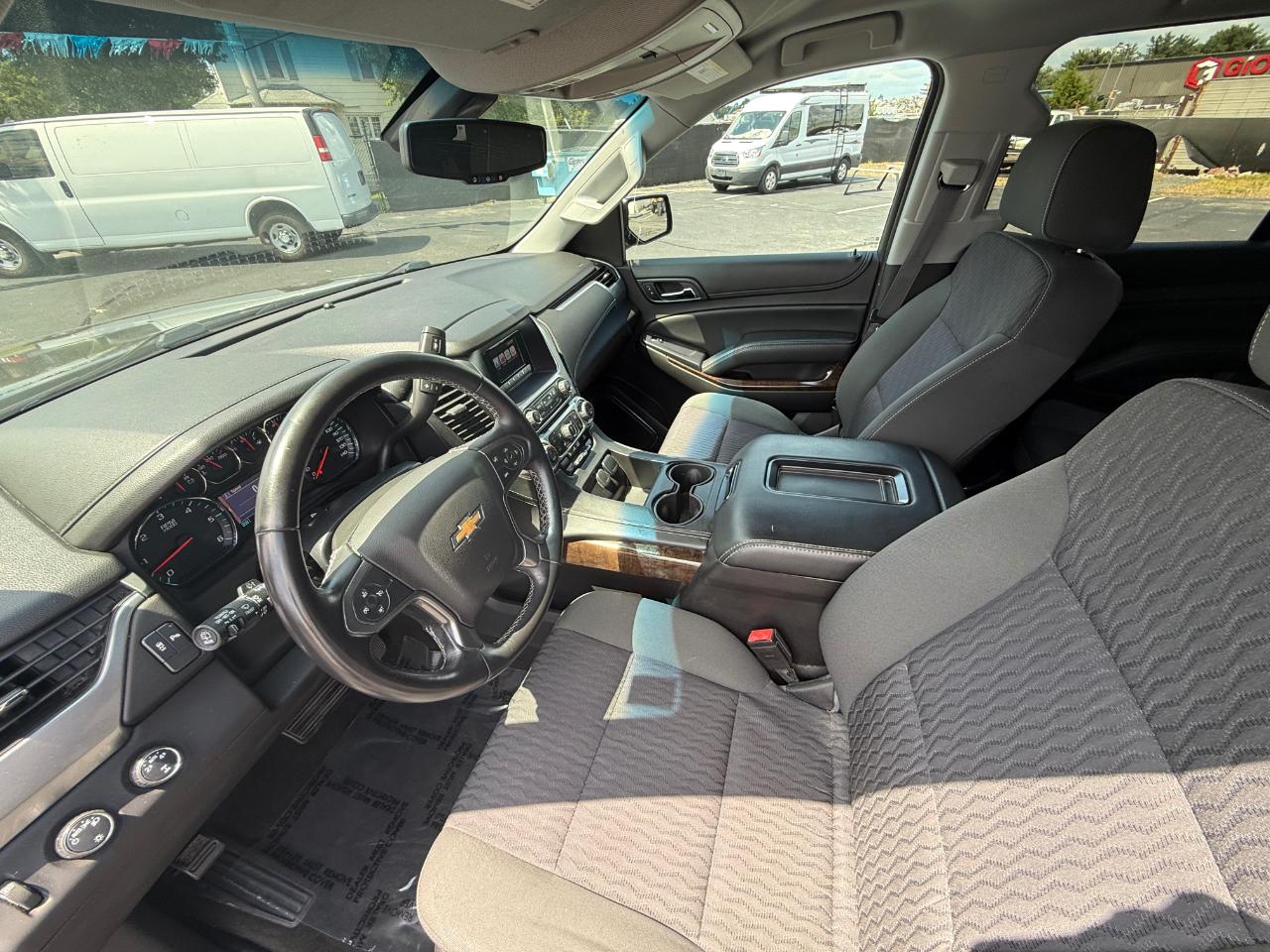 Chevrolet Tahoe LS 4WD 2015