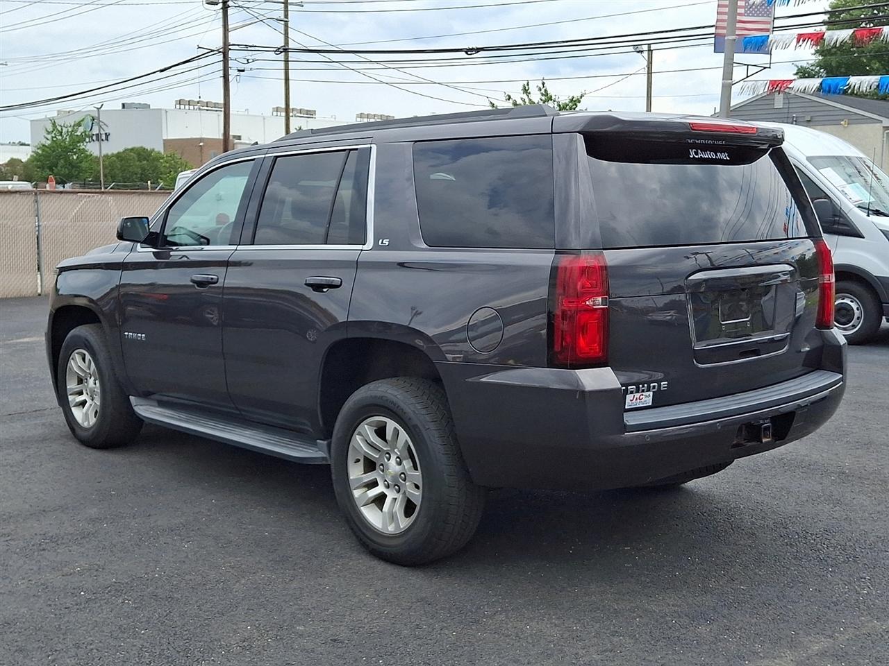 Chevrolet Tahoe LS 4WD 2015