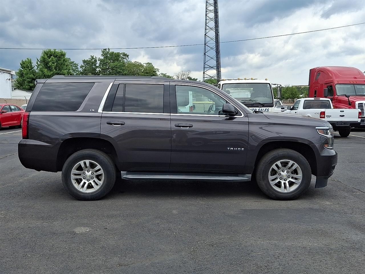 Chevrolet Tahoe LS 4WD 2015