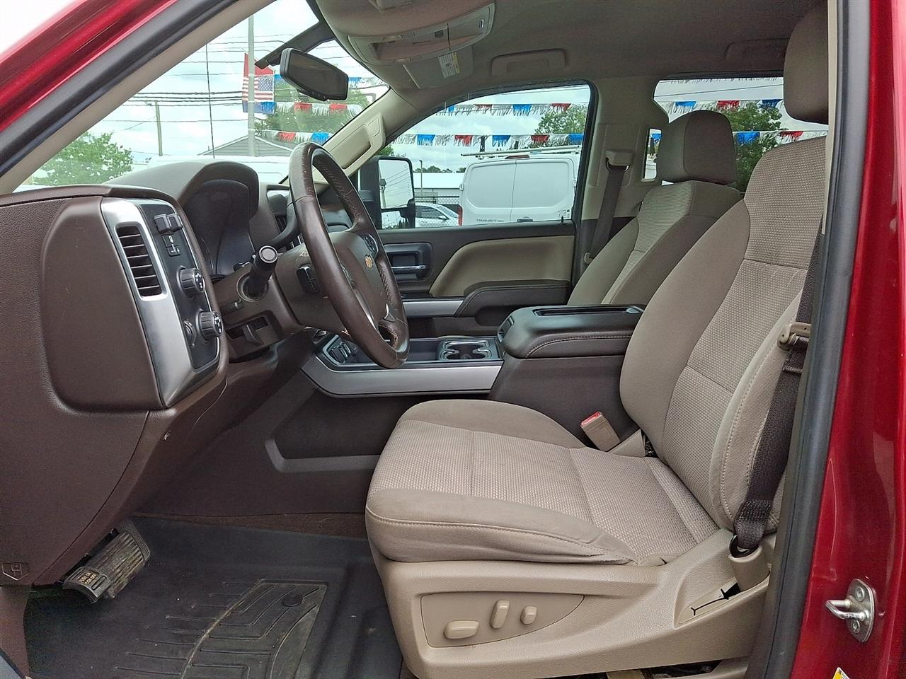 Chevrolet Silverado 1500 LT Crew Cab 4WD 2018