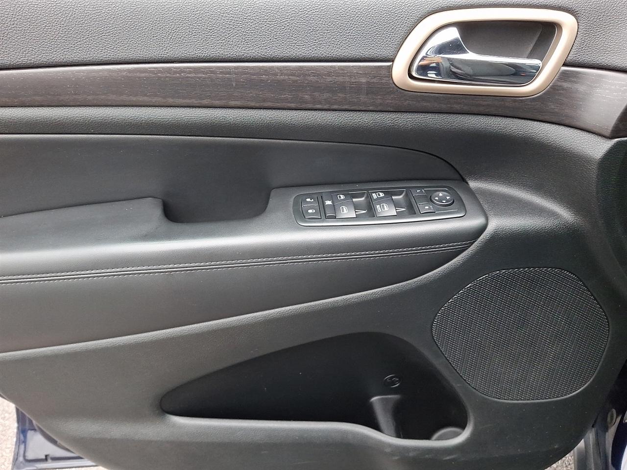 Jeep Grand Cherokee Laredo 4WD 2014