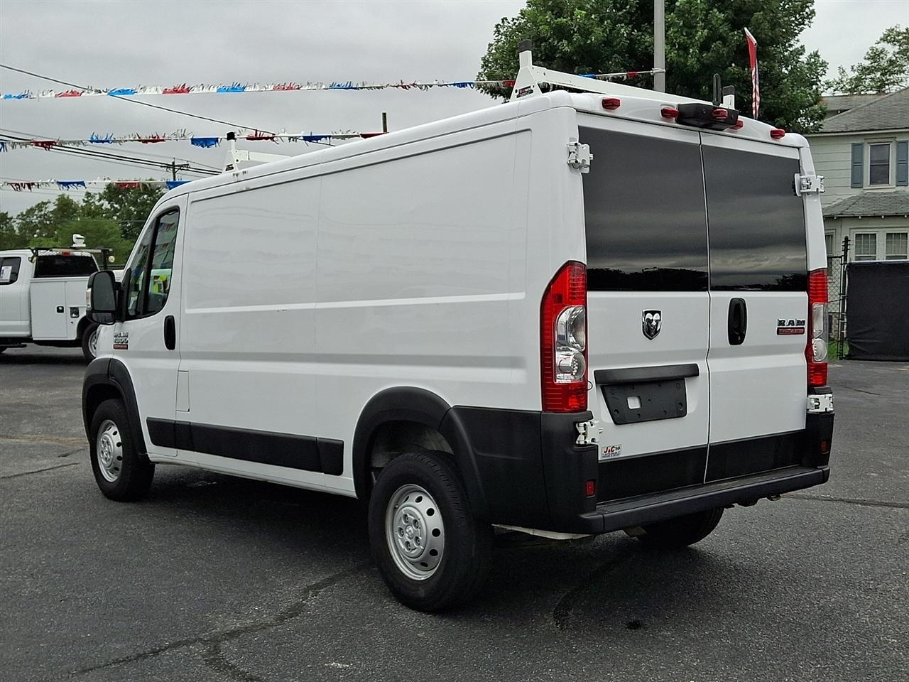 RAM Promaster 1500 Low Roof Tradesman 136-in. WB 2019