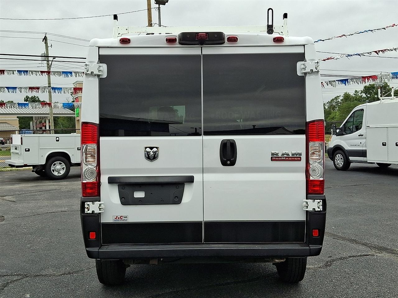 RAM Promaster 1500 Low Roof Tradesman 136-in. WB 2019