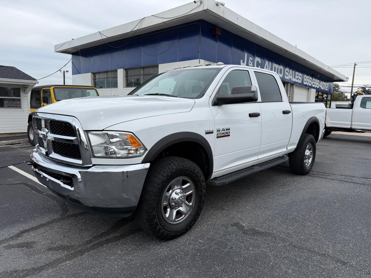 2018 RAM 2500 Tradesman Crew Cab SWB 4WD