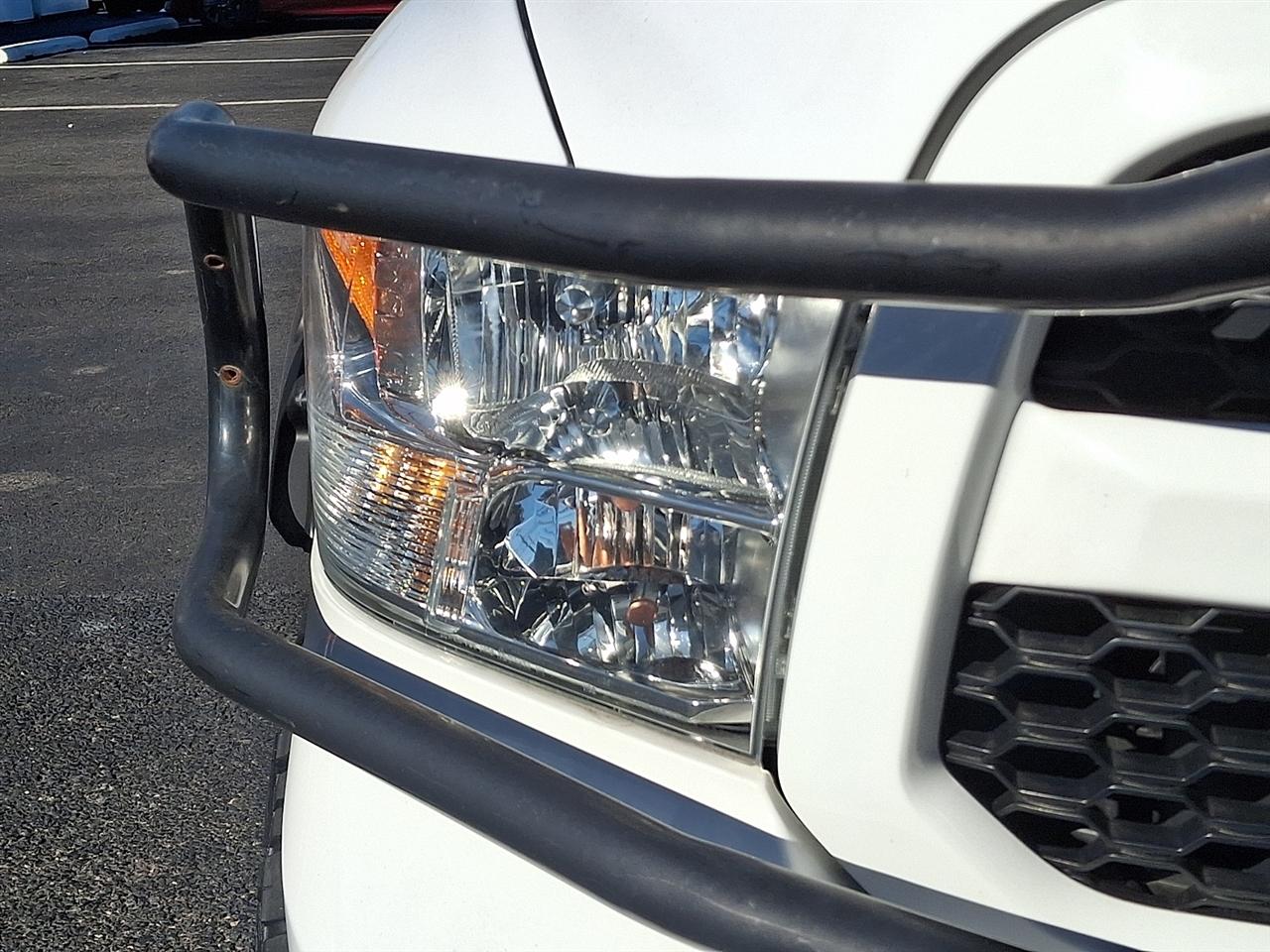 RAM 1500 Tradesman Quad Cab 4WD 2016