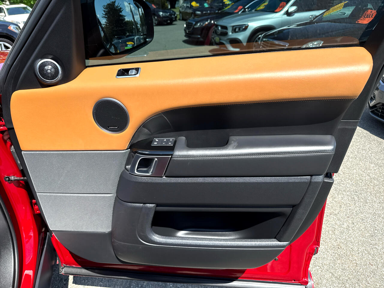 Land Rover Range Rover Sport P525 HSE 2020 Land Rover Range Rover Sport P525 HSE 2020