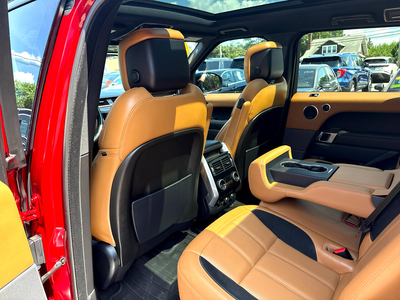 Land Rover Range Rover Sport P525 HSE 2020 Land Rover Range Rover Sport P525 HSE 2020