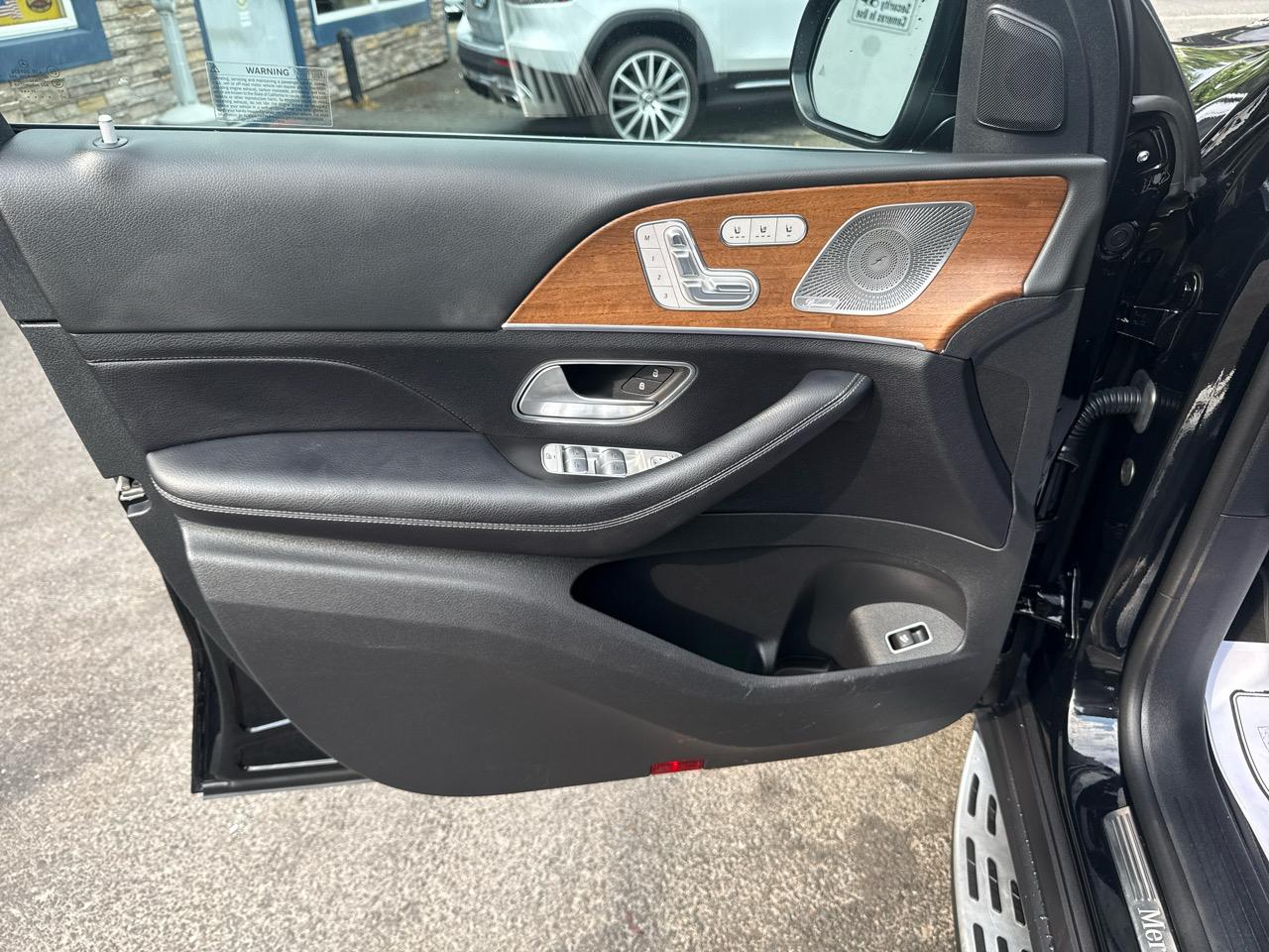 Mercedes-Benz GLS-Class  2022