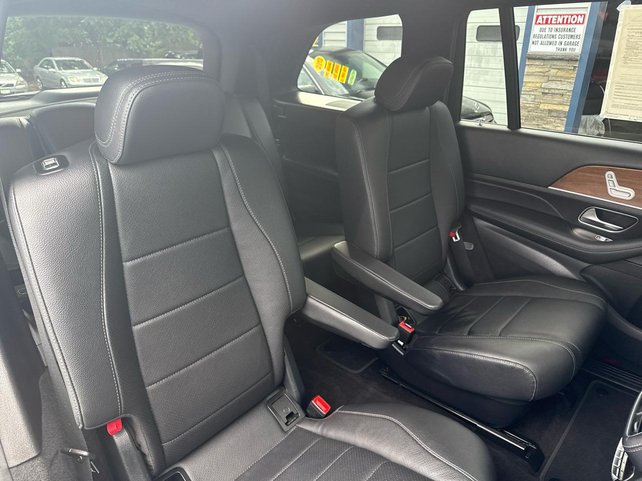 Mercedes-Benz GLS-Class  2022