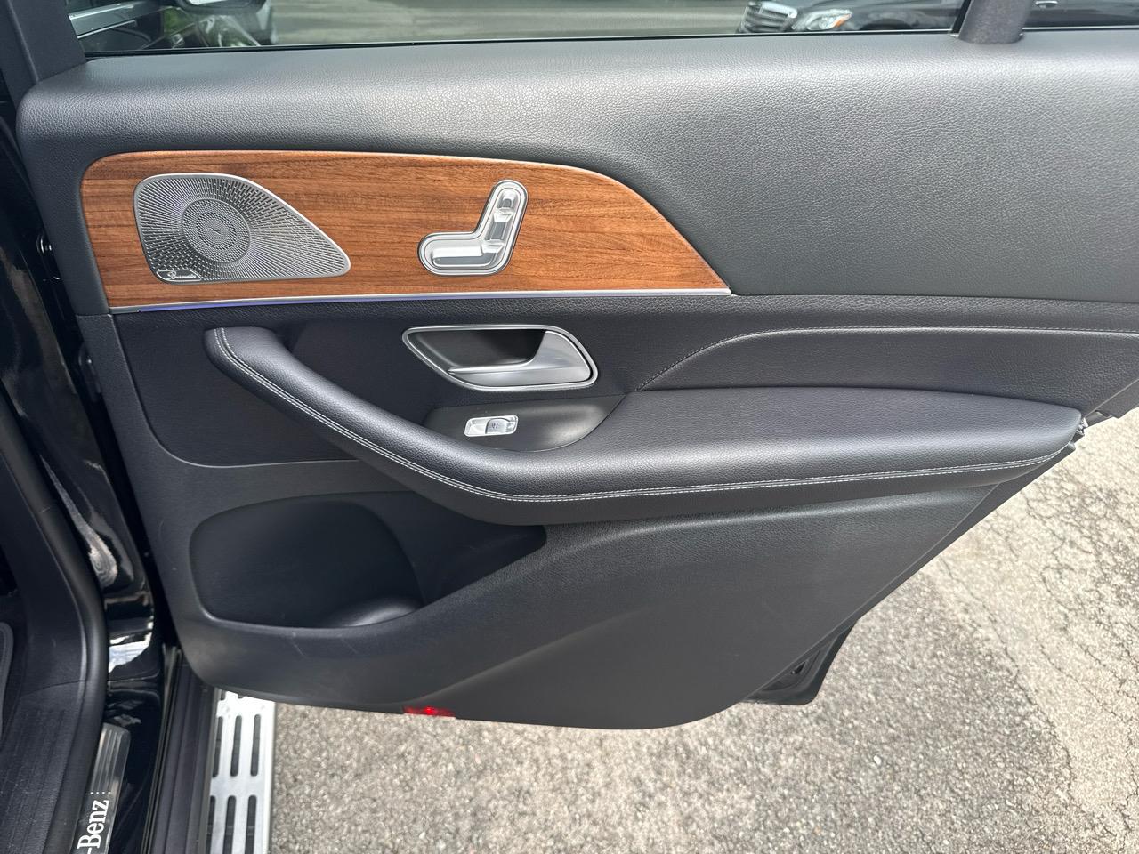 Mercedes-Benz GLS-Class  2022