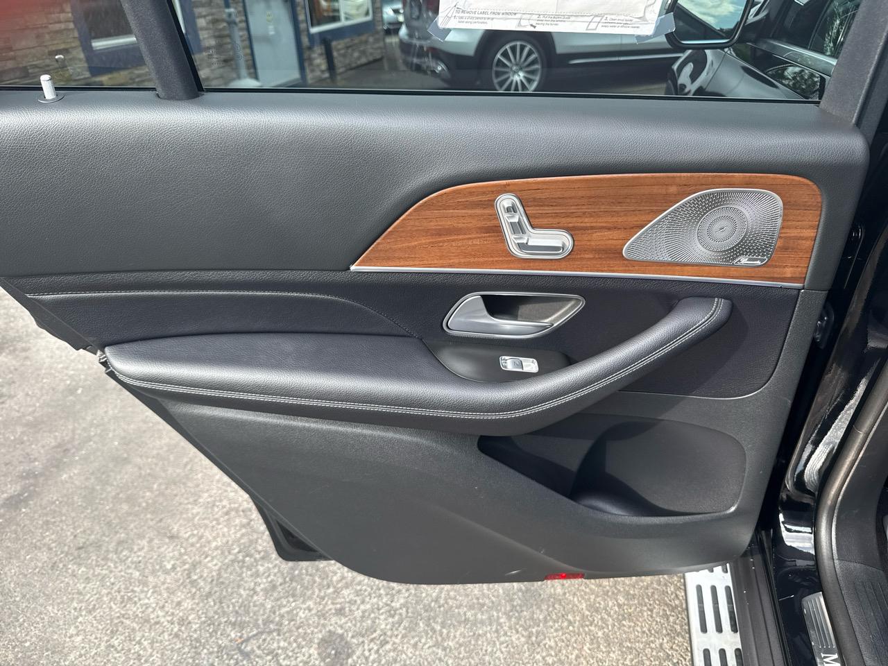 Mercedes-Benz GLS-Class  2022