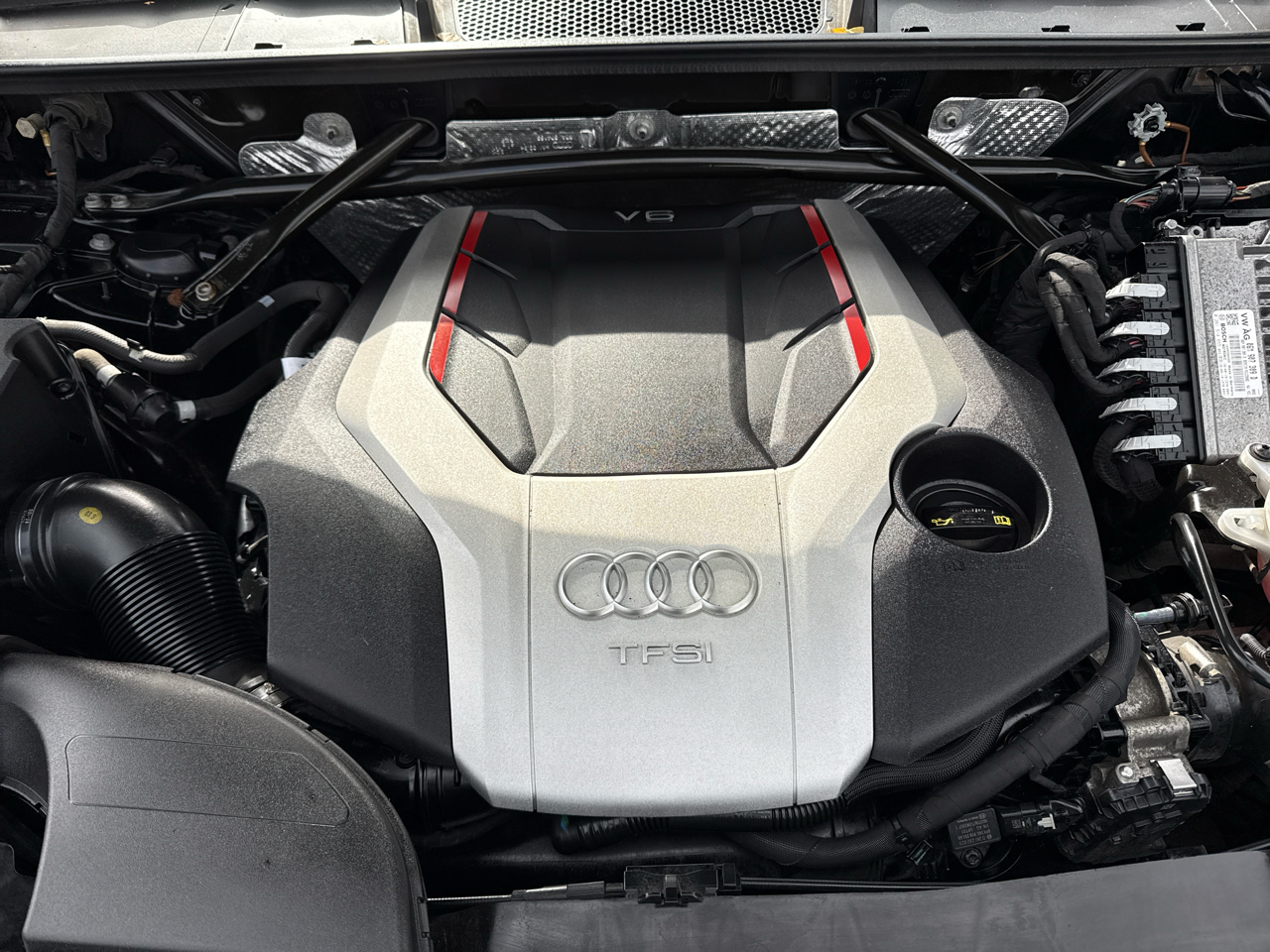 Audi SQ5 3.0 TFSI Premium Plus 2018 Audi SQ5 3.0 TFSI Premium Plus 2018