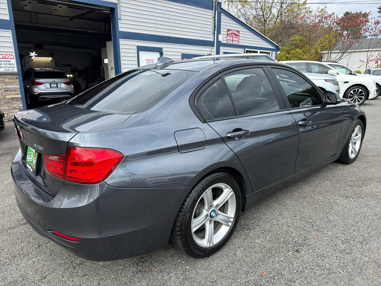 BMW 3 Series 4dr Sdn 328i xDrive AWD SULEV 2013 BMW 3 Series 4dr Sdn 328i xDrive AWD SULEV 2013