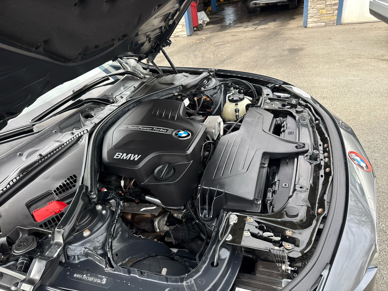 BMW 3 Series 4dr Sdn 328i xDrive AWD SULEV 2013 BMW 3 Series 4dr Sdn 328i xDrive AWD SULEV 2013