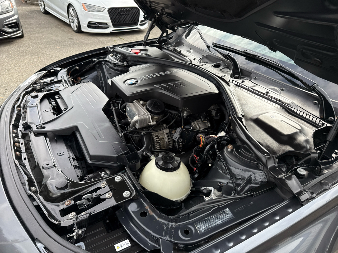 BMW 3 Series 4dr Sdn 328i xDrive AWD SULEV 2013 BMW 3 Series 4dr Sdn 328i xDrive AWD SULEV 2013