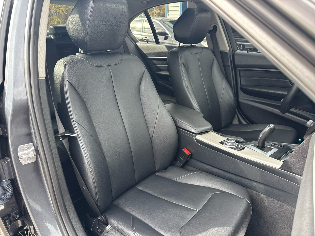 BMW 3 Series 4dr Sdn 328i xDrive AWD SULEV 2013 BMW 3 Series 4dr Sdn 328i xDrive AWD SULEV 2013