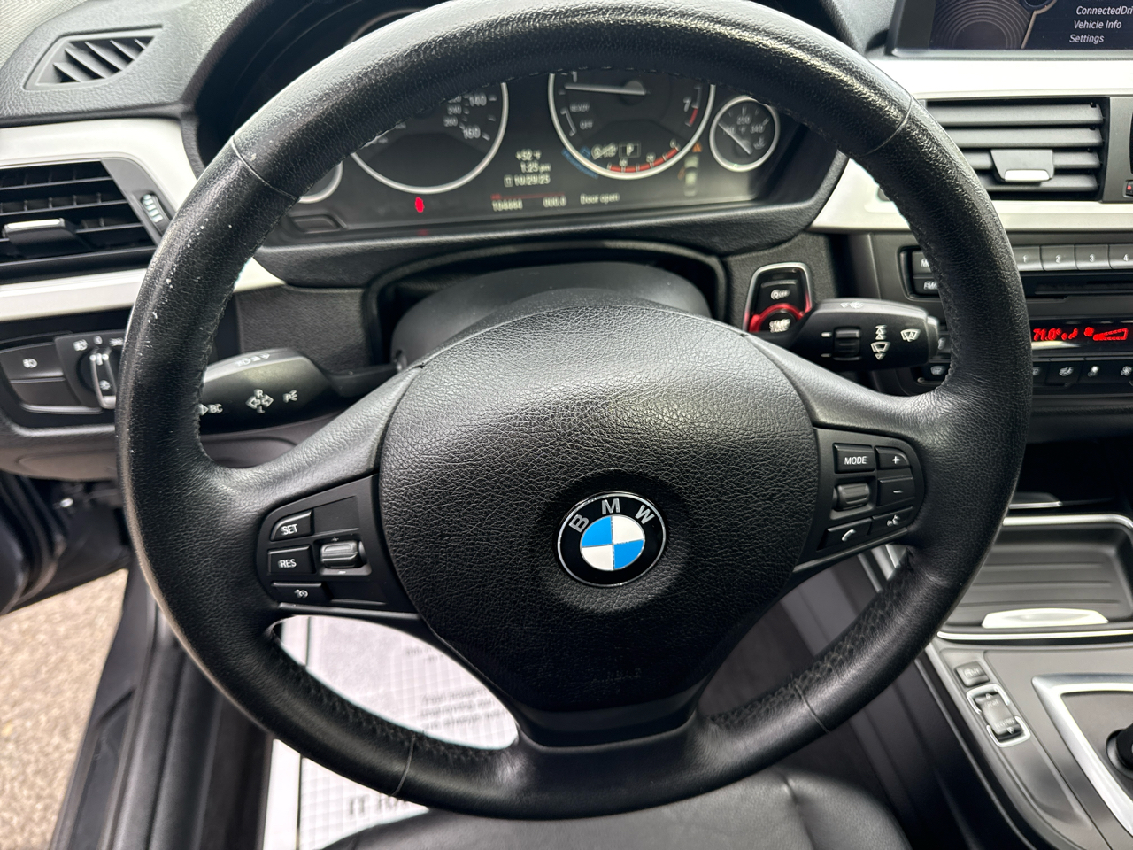 BMW 3 Series 4dr Sdn 328i xDrive AWD SULEV 2013 BMW 3 Series 4dr Sdn 328i xDrive AWD SULEV 2013