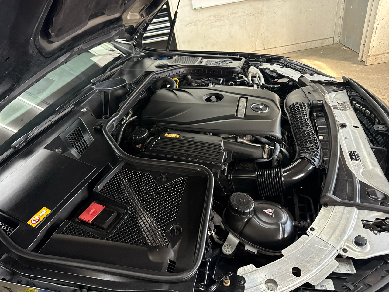 Mercedes-Benz C-Class 4dr Sdn C 300 4MATIC 2015