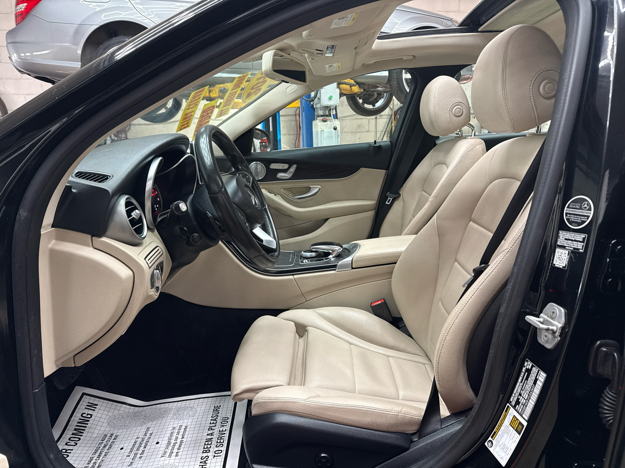 Mercedes-Benz C-Class 4dr Sdn C 300 4MATIC 2015