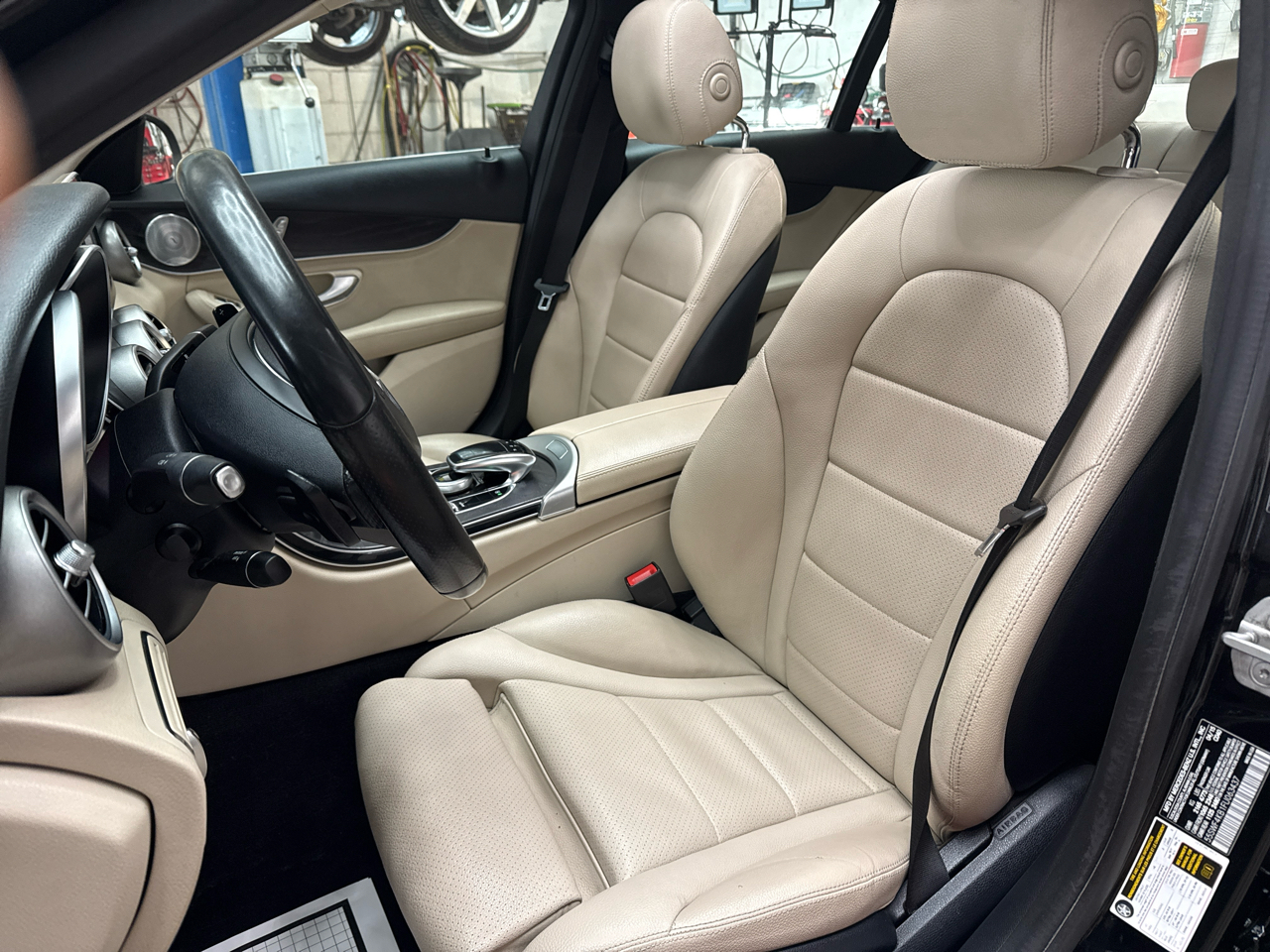 Mercedes-Benz C-Class 4dr Sdn C 300 4MATIC 2015