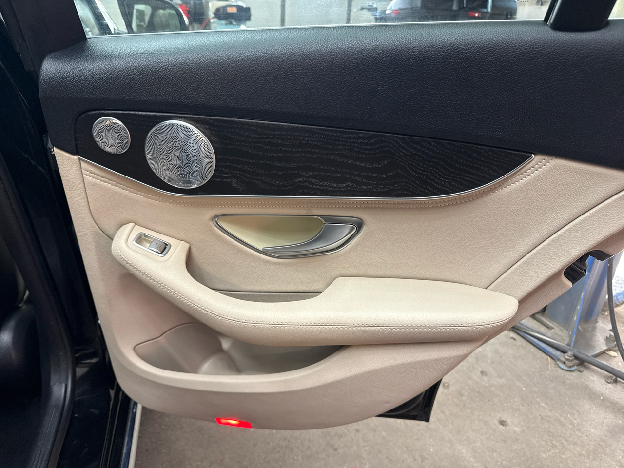 Mercedes-Benz C-Class 4dr Sdn C 300 4MATIC 2015