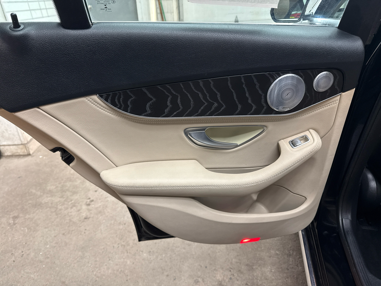 Mercedes-Benz C-Class 4dr Sdn C 300 4MATIC 2015