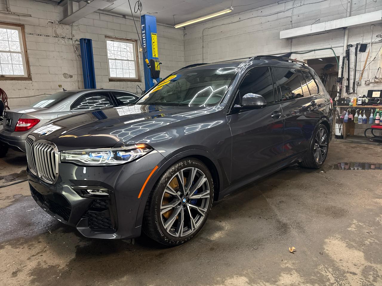 BMW X7 xDrive50i Sports Activity Vehicle 2019
