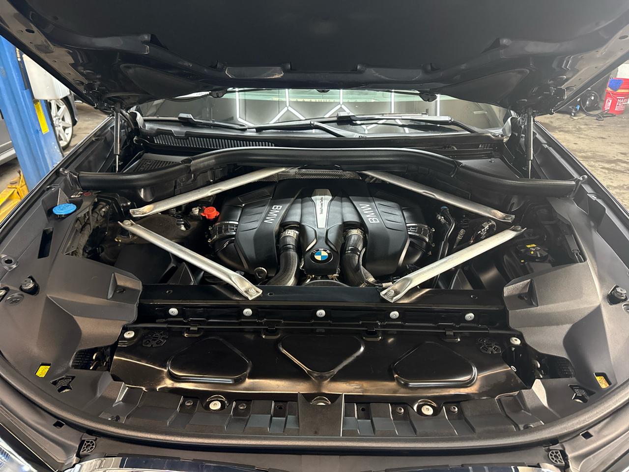 BMW X7 xDrive50i Sports Activity Vehicle 2019