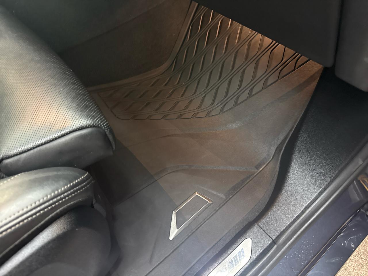 BMW X7 xDrive50i Sports Activity Vehicle 2019