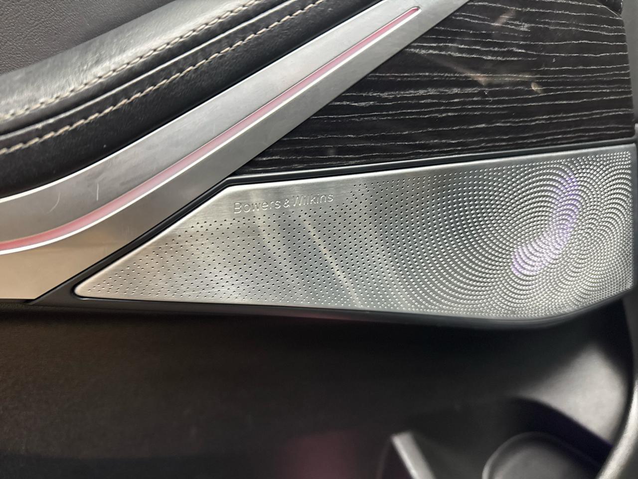 BMW X7 xDrive50i Sports Activity Vehicle 2019