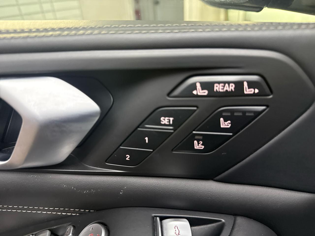 BMW X7 xDrive50i Sports Activity Vehicle 2019