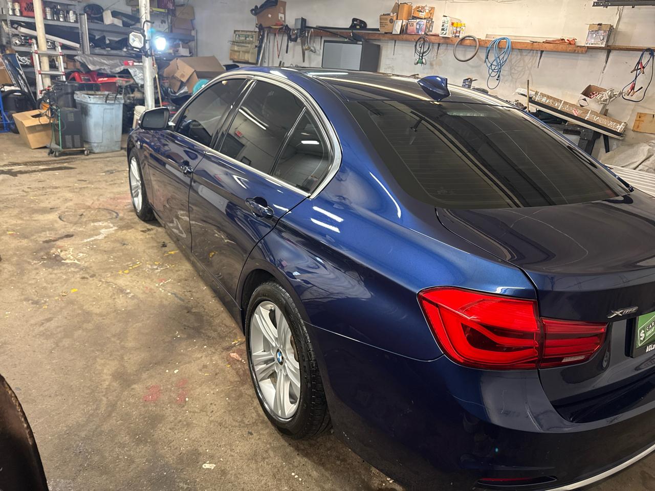 BMW 3 Series 330i xDrive Sedan 2018