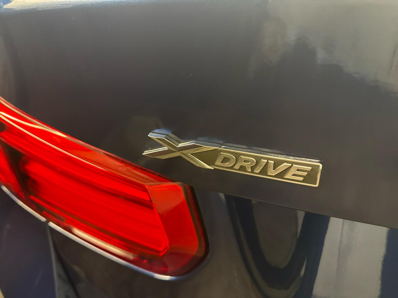 BMW 3 Series 330i xDrive Sedan 2018