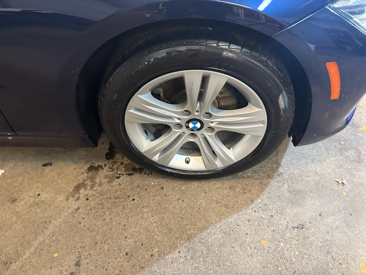 BMW 3 Series 330i xDrive Sedan 2018