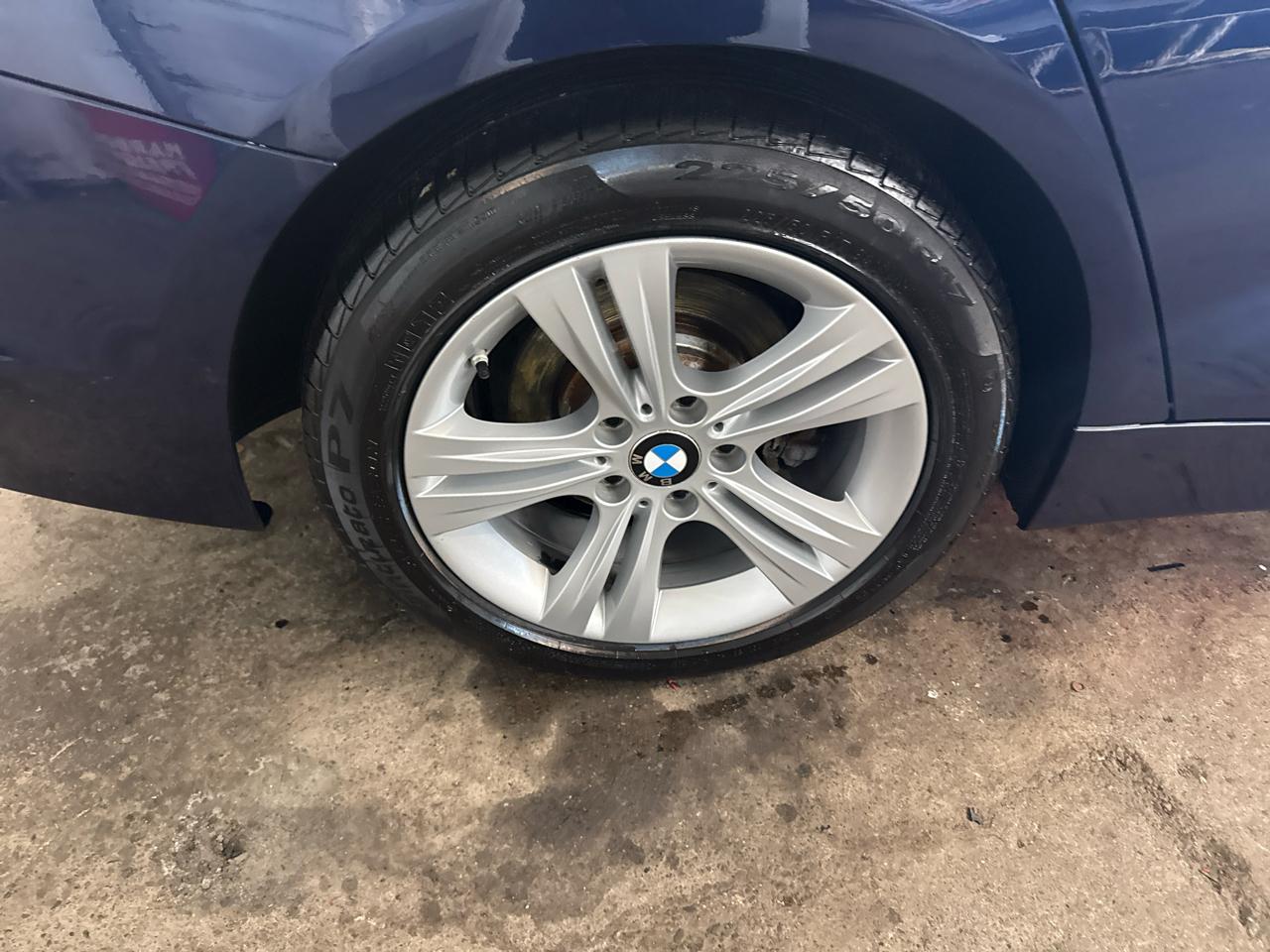 BMW 3 Series 330i xDrive Sedan 2018